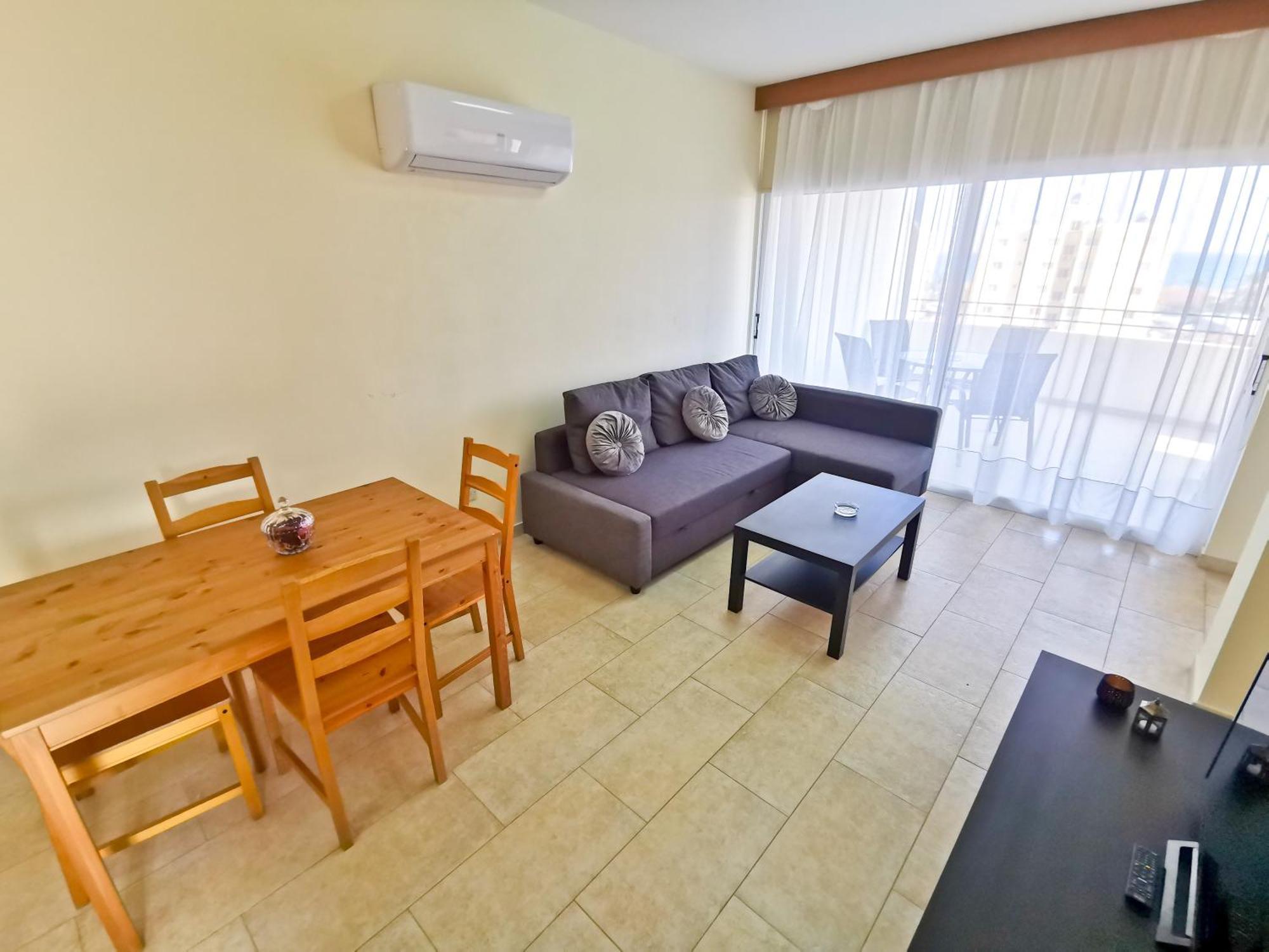 License To Chill Apartment 拉纳卡 外观 照片